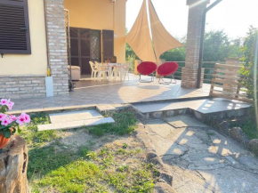 Casa Gatti: villa con giardino con accesso indipendente